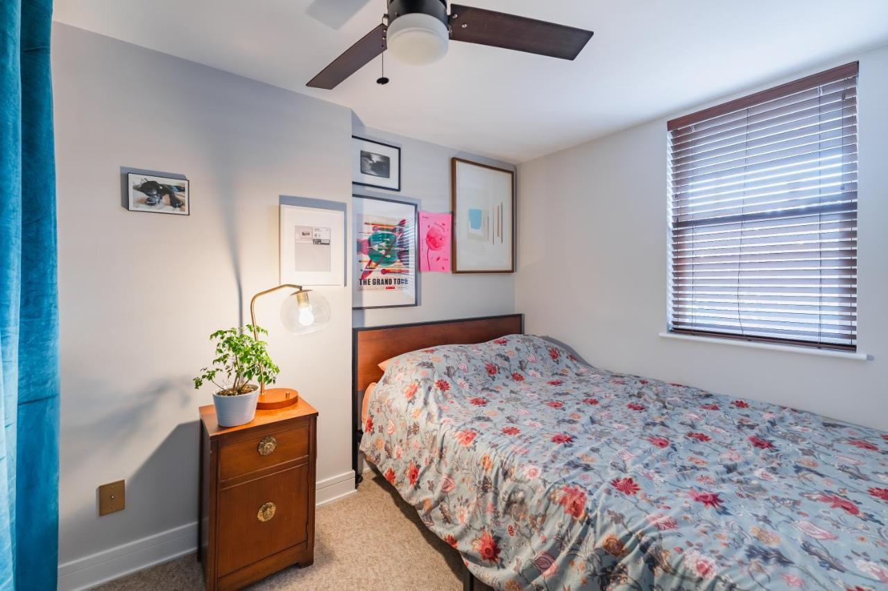 Bedroom In Thoughtfully Decorated East Passyunk Home Φιλαδέλφεια Εξωτερικό φωτογραφία