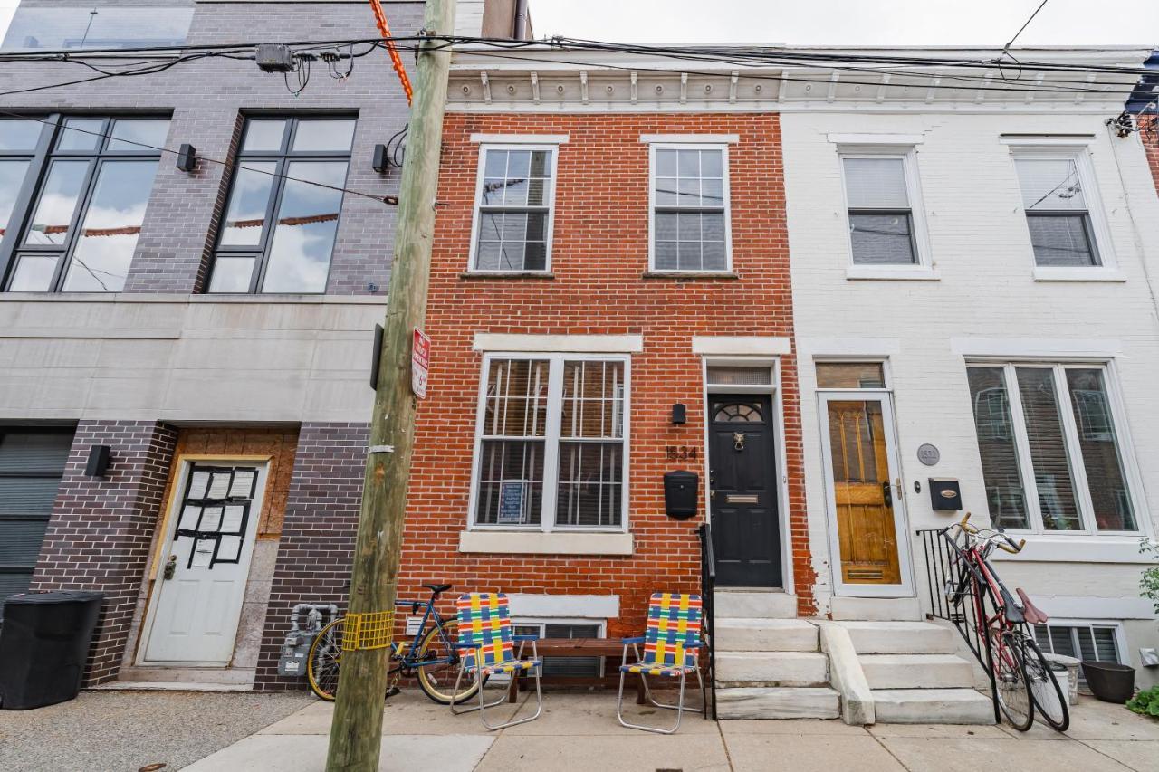 Bedroom In Thoughtfully Decorated East Passyunk Home Φιλαδέλφεια Εξωτερικό φωτογραφία