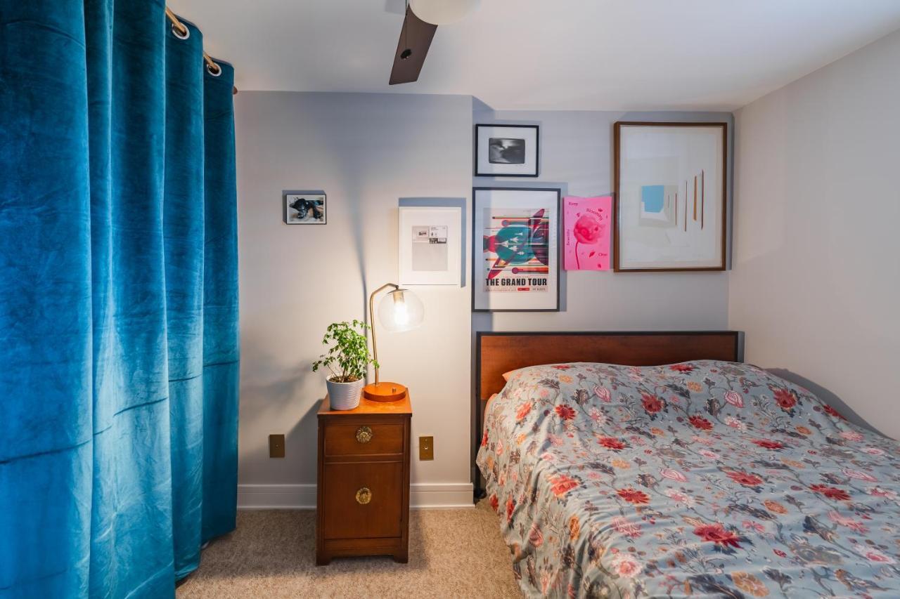 Bedroom In Thoughtfully Decorated East Passyunk Home Φιλαδέλφεια Εξωτερικό φωτογραφία