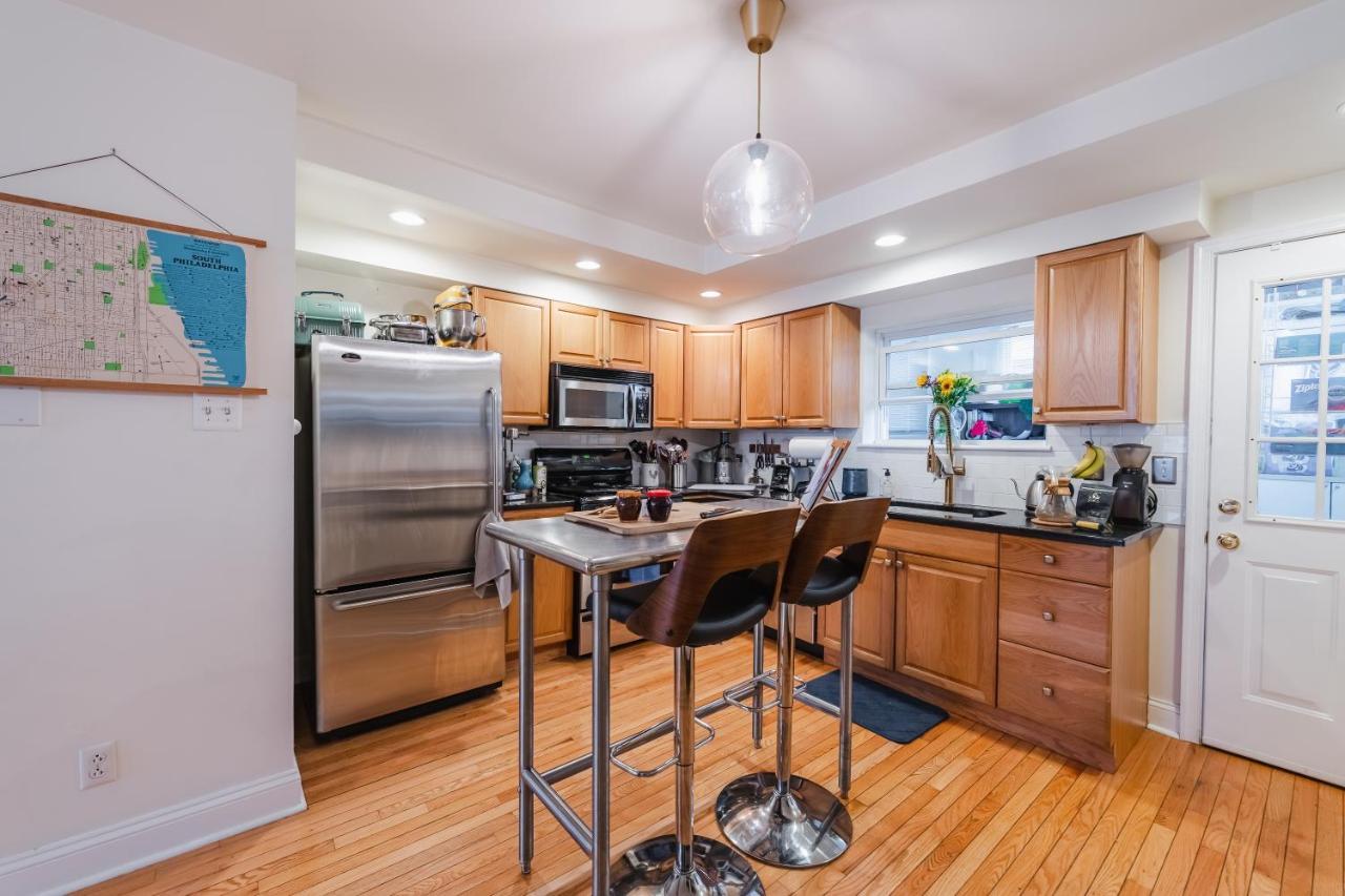 Bedroom In Thoughtfully Decorated East Passyunk Home Φιλαδέλφεια Εξωτερικό φωτογραφία